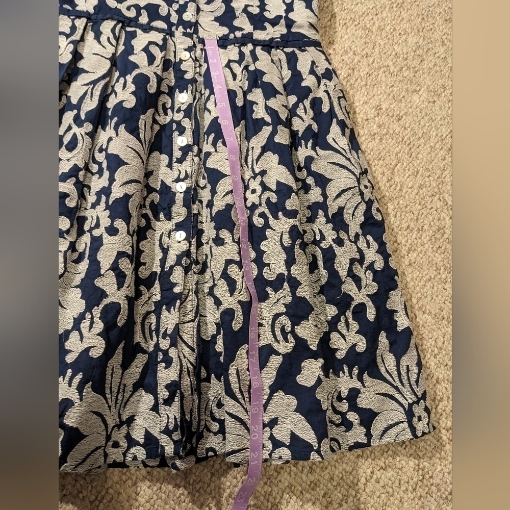 TAYLOR dress size 8, Navy with white stitched pattern. - Picture 6 of 8